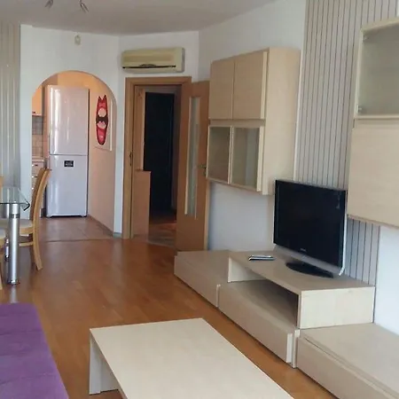 Martinelli Apartment